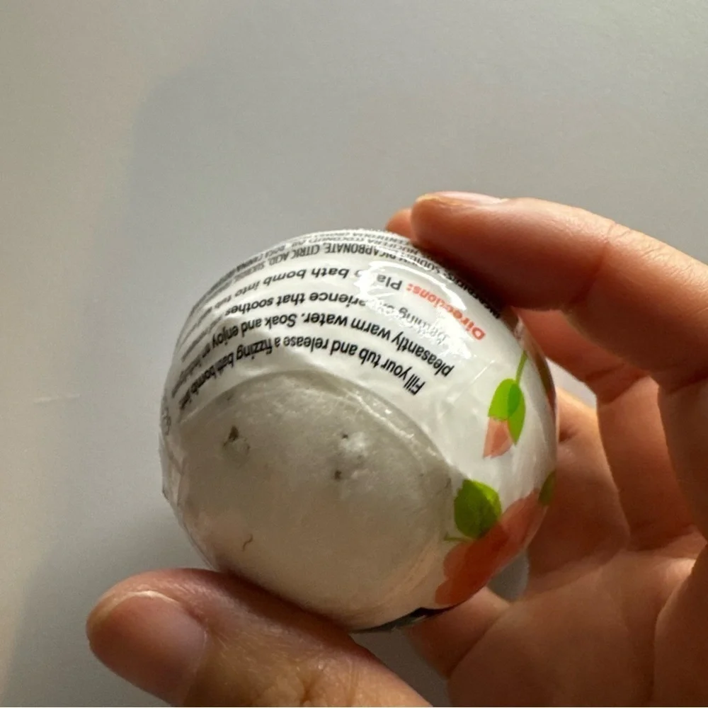 365 by Whole Foods Market Rose Petal Scented Bath Bombs